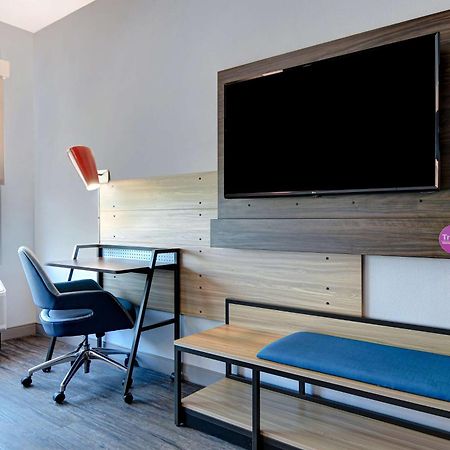 Tru By Hilton Columbia Greystone Hotel Bagian luar foto