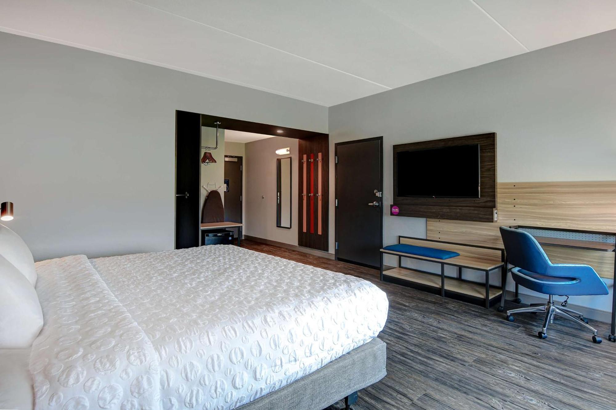Tru By Hilton Columbia Greystone Hotel Bagian luar foto